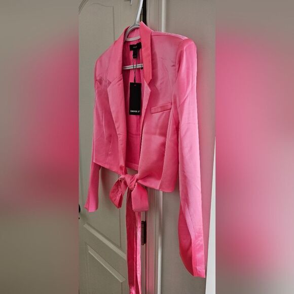 Nwt satin barbie pink blazer - Picture 3 of 4